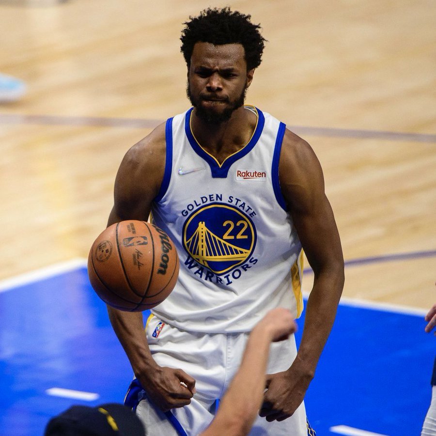 保持足够的 保持足够的