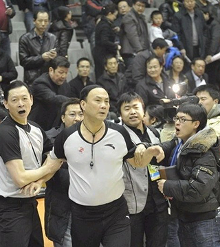 场的夜晚 场的夜晚